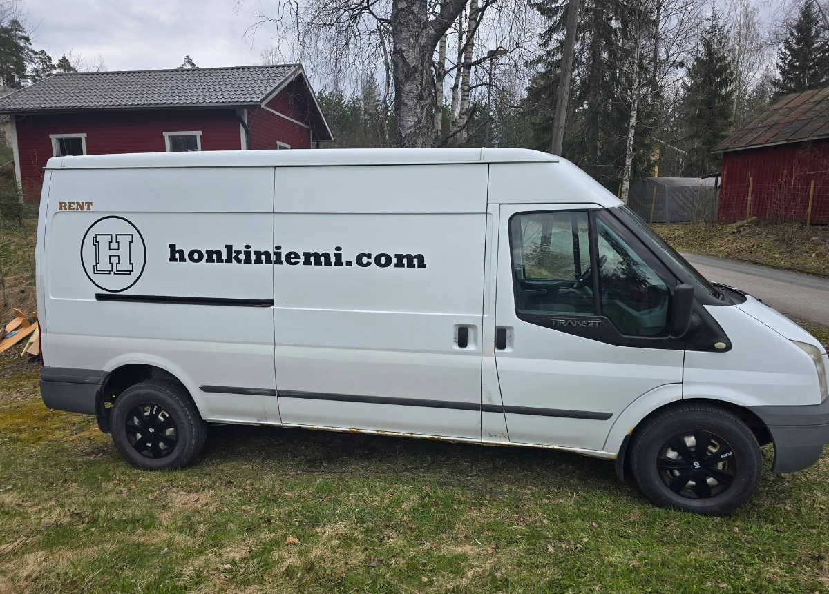 Pakettiauto vuokraus Tampere