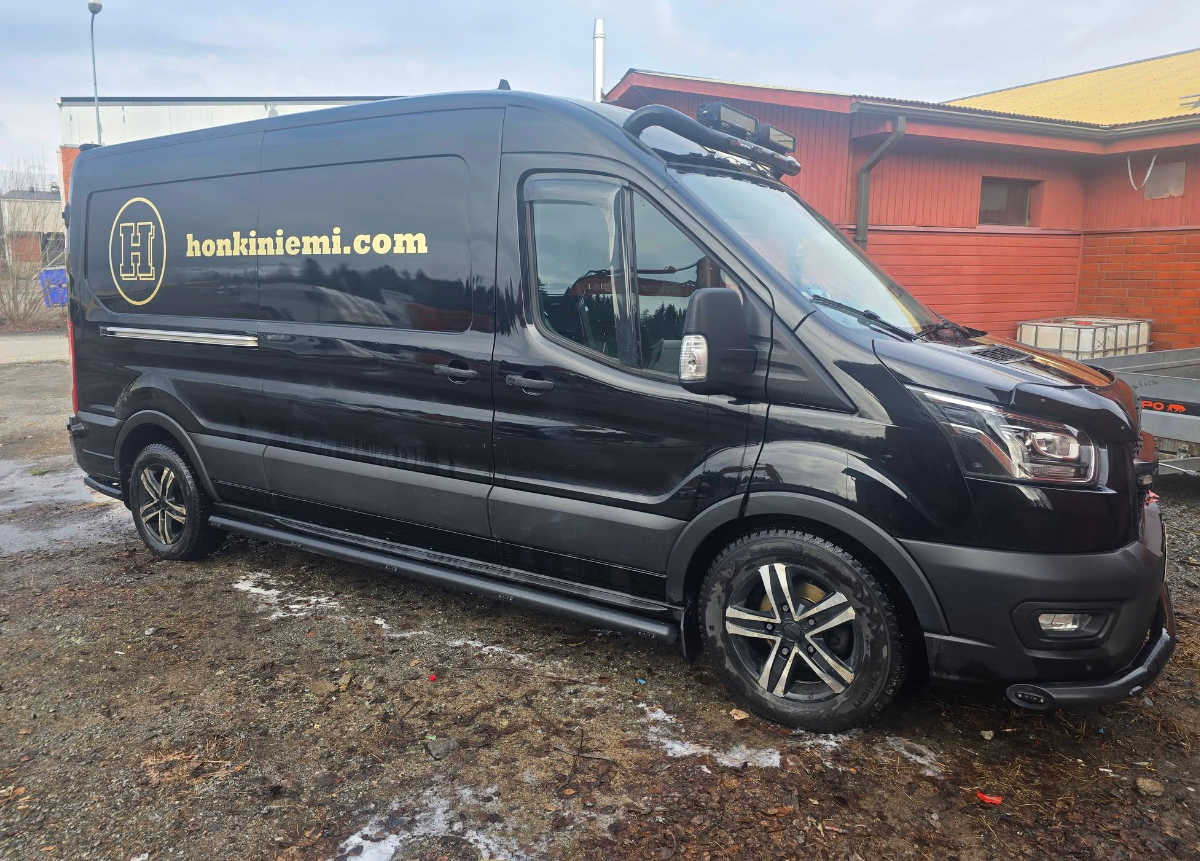 Pakettiauto vuokraus Tampere